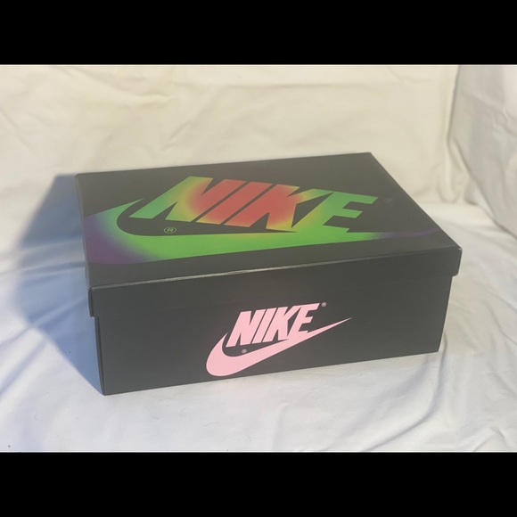Reselling main image 7